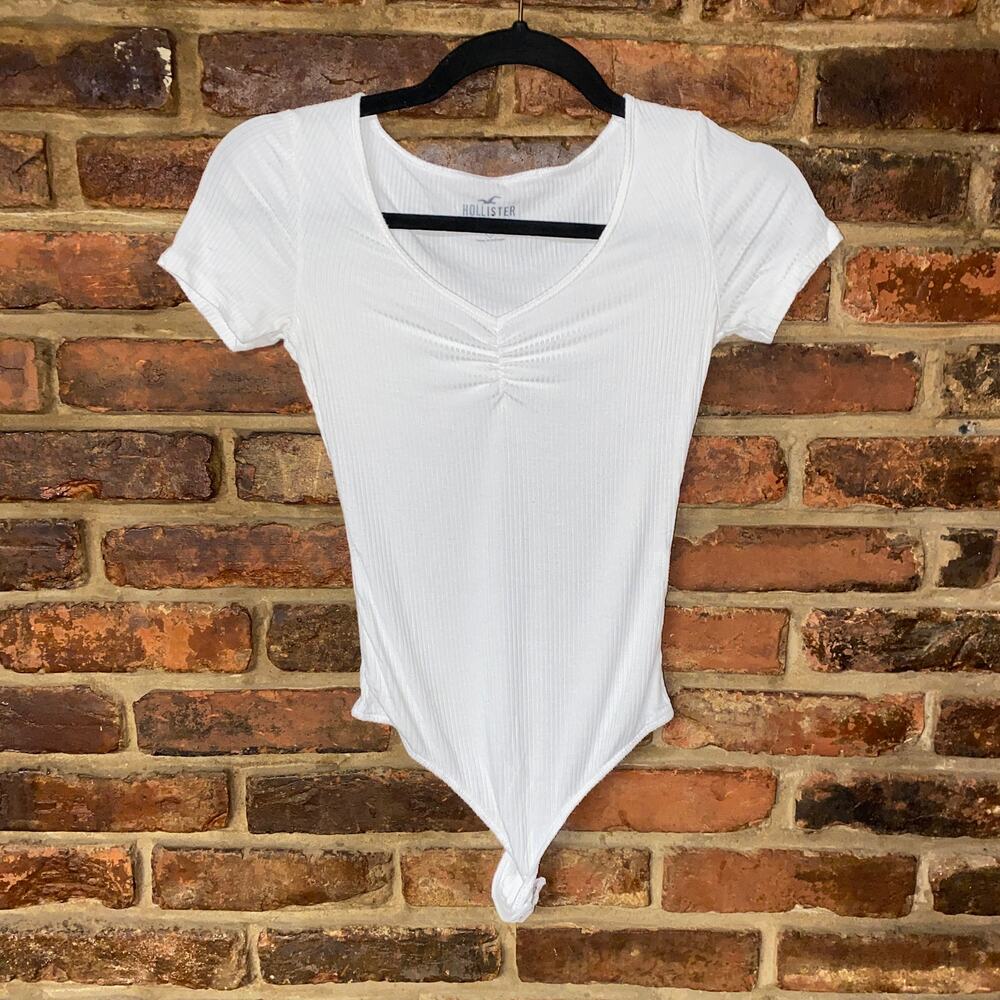 Hollister White Ribbed Knit Short Sleeve Bodysuit Women's Size XS